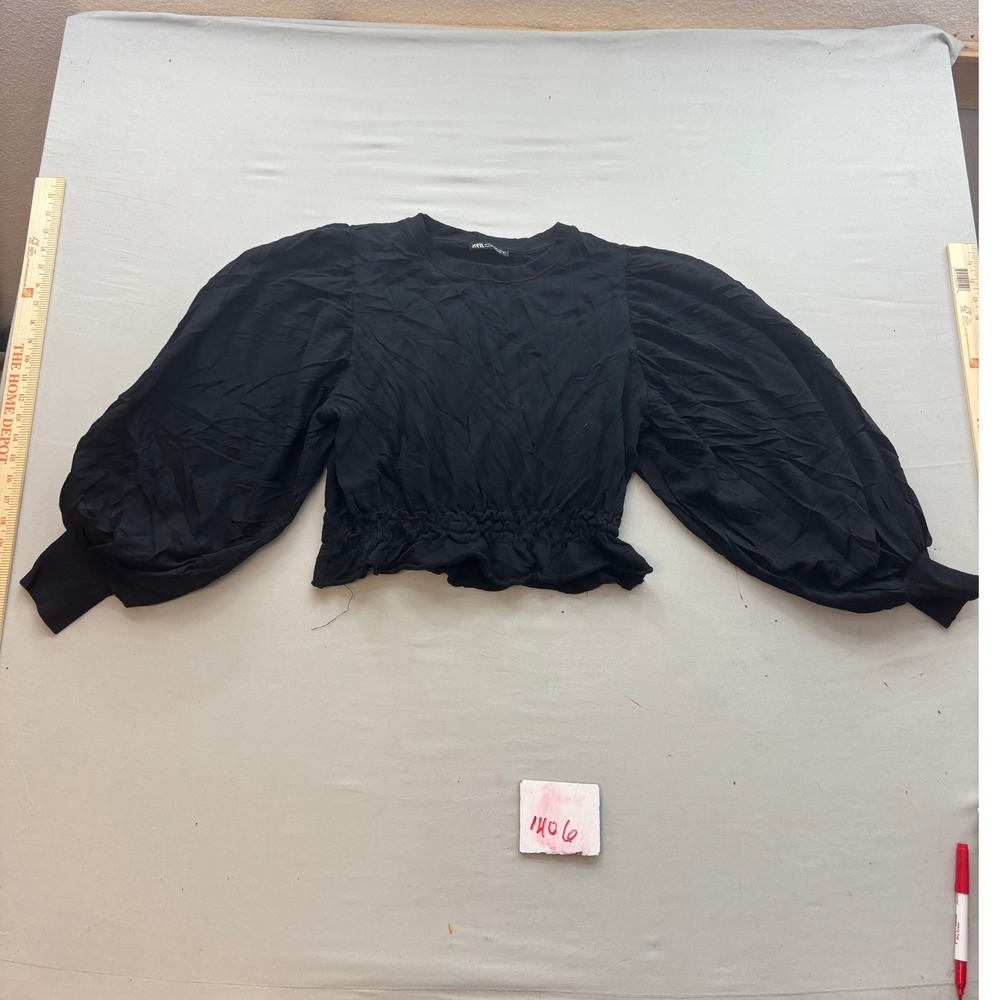 Zara Black Puff Sleeve Cropped Sweatshirt Smocked Waist Top Medium